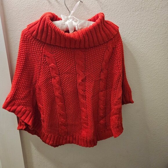 Girls Ponchos - Picture 3 of 3